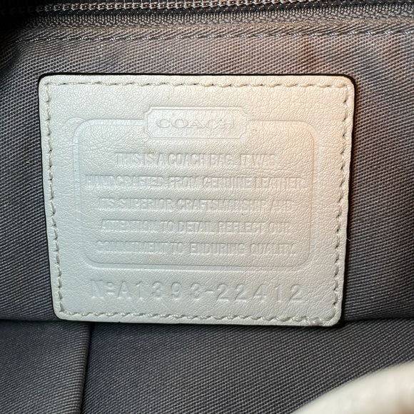 Coach 22412 Legacy Perforated Stripe Lemon Shoulder Bag Purse - Picture 3 of 6